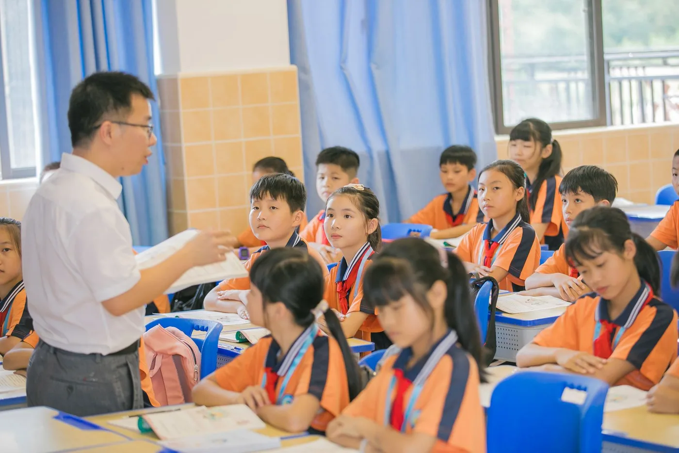 Teacher conducting a small-batch CBSE coaching class with attentive students in Gurgaon